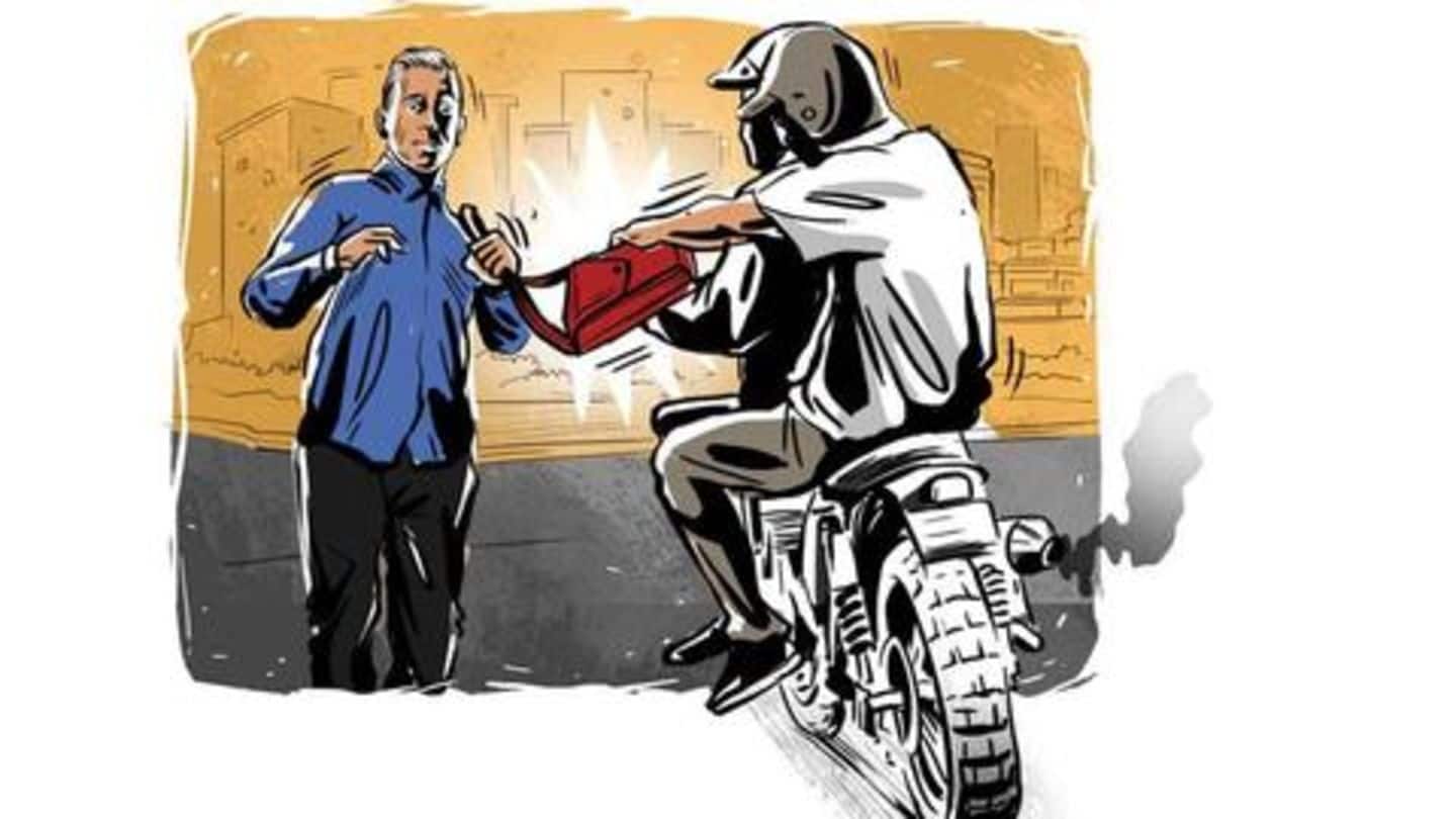 दिनदहाड़े 1.30 लाख की छिनतई, बाइक सवार अपराधी फरार