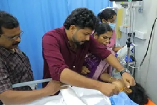 एक विवाह ऐसा भी! एक्सीडेंट में घायल दुल्हन, अस्पताल के इमरजेंसी वॉर्ड बना शादी का मंडप