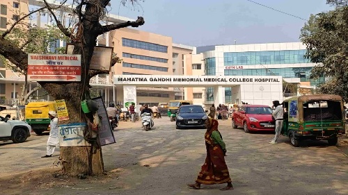 जमशेदपुर एमजीएम अस्पताल में दवा घोटाला मामला: उपायुक्त ने कहा—दोषियों पर होगी सख्त कार्रवाई