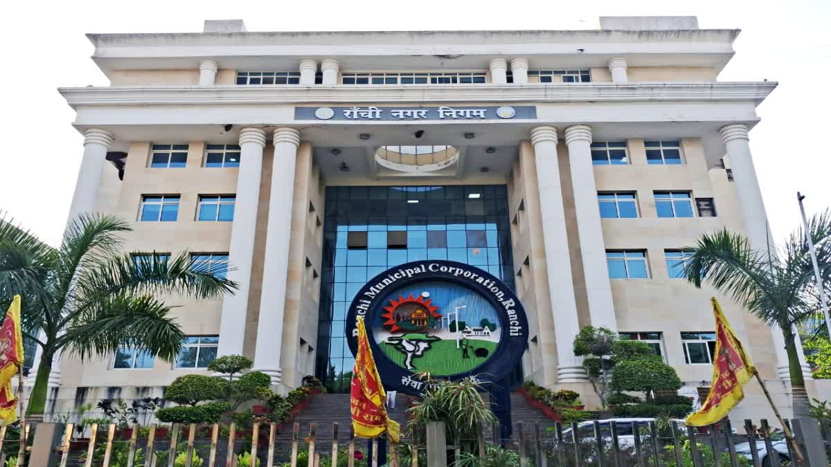 रांची नगर निगम ने कई होटल, मेस और हॉस्टल पर ठोका जुर्माना