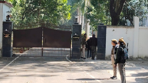 निलंबित IAS विनय चौबे की पत्नी से ACB की पूछताछ, DIG-SP समेत कई अधिकारी मौजूद